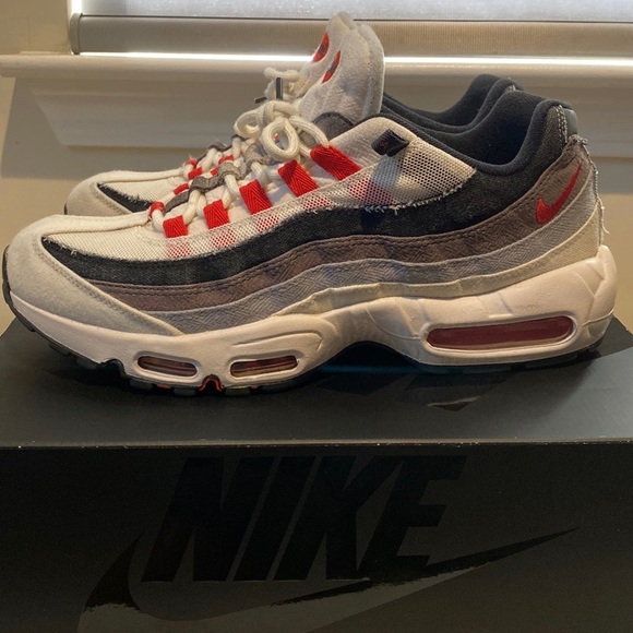 ***SOLD Air Max 95 QS ‘Sakura’ Size 11.5 - Picture 2 of 5